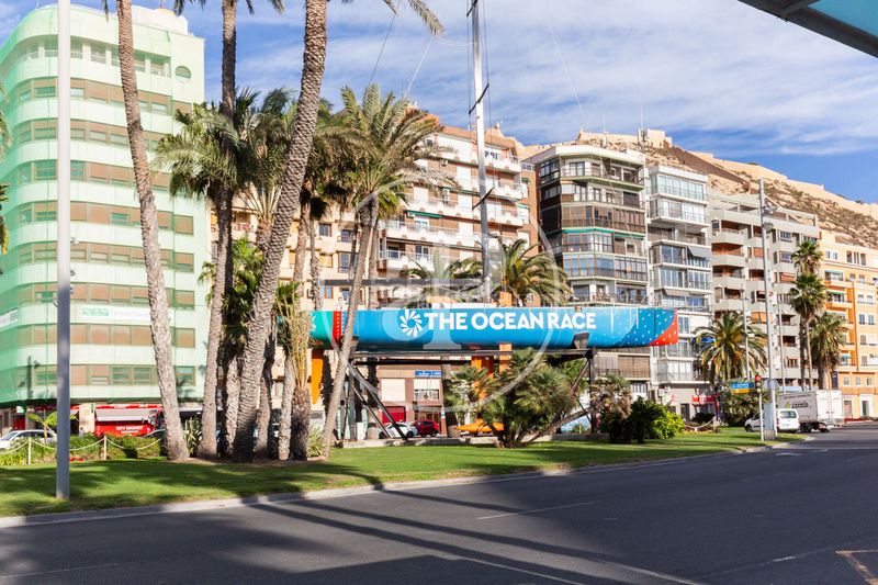 Foto 3d34e261-6b8b-4f7a-a27e-0207b7262a03. Dúplex amb calefacció a Virgen del Remedio - Parque Lo Morant Alicante