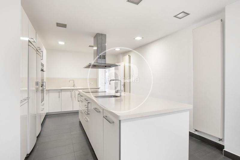 Foto 2fde71aa-3572-4970-8a28-8e273a57a2cb. Appartamento con riscaldamento in Russafa Valencia