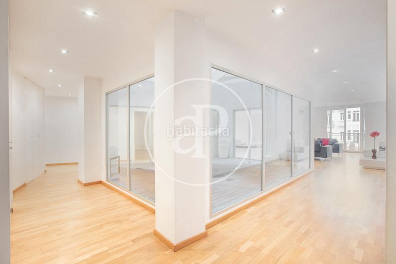 Foto bececcde-5eec-42db-9170-69939251d069. Appartamento con riscaldamento in Russafa Valencia