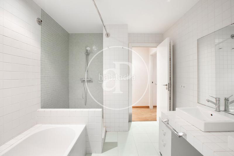 Foto c978e9ec-49ff-4122-af45-6090366f48c8. Appartamento con riscaldamento in Russafa Valencia