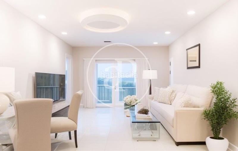 Foto d99b5eeb-798d-4f6a-a974-ece9a2fe5da9. Etagenwohnung mit heizung parking in Ciutat Jardí Valencia