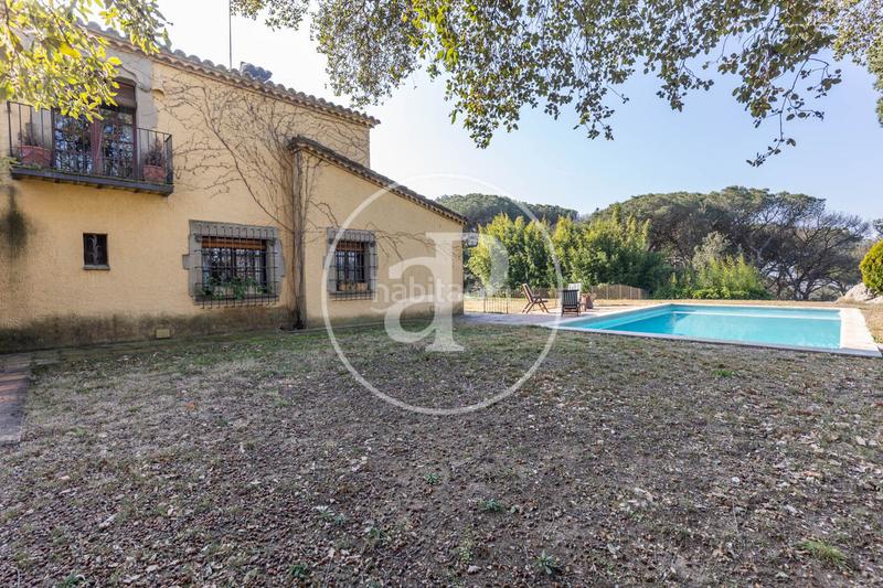 Foto ffc957f2-cd28-4a5e-8ca7-40f2db4cf47e. Casa  en venta en Vilanova del Vallès