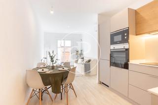Appartamento  Carrer de la reina amàlia. Piso en venta en reina amàlia