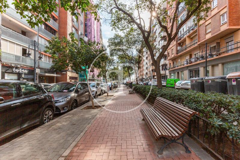 Foto 696a4e02-7a65-4809-8dcd-6a527c782343. Piso  en venta en zona plaza españa en Arrancapins Valencia