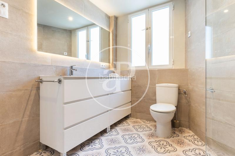 Foto 28955377-60d3-481d-b243-cd32e2955db9. Location attique avec chauffage dans Sant Francesc Valencia