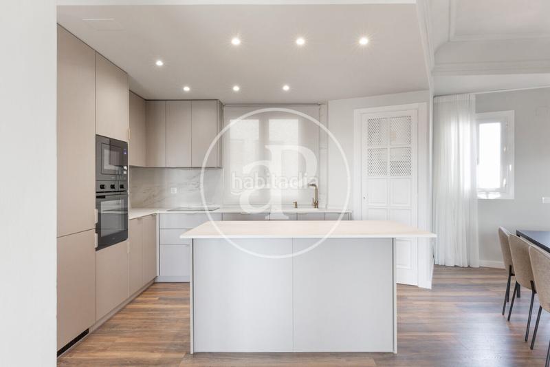 Foto 2b323958-8b7e-4289-aa75-bb6b16cd96c4. Location attique avec chauffage dans Sant Francesc Valencia