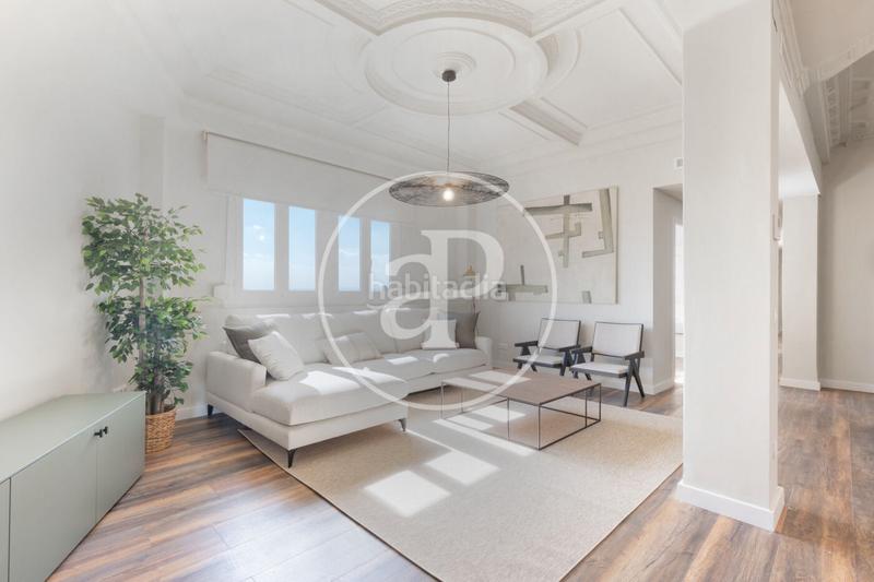 Foto 565ca4d0-353c-4dc3-8243-f523014667c5. Rent penthouse with heating in Sant Francesc Valencia