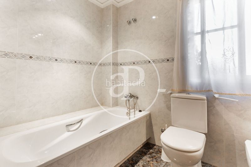 Foto aeaa5719-0761-446d-9c4a-c2ff9f22873f. Casa amb calefacció aparcament piscina a Alfinach - Monasterios Puçol