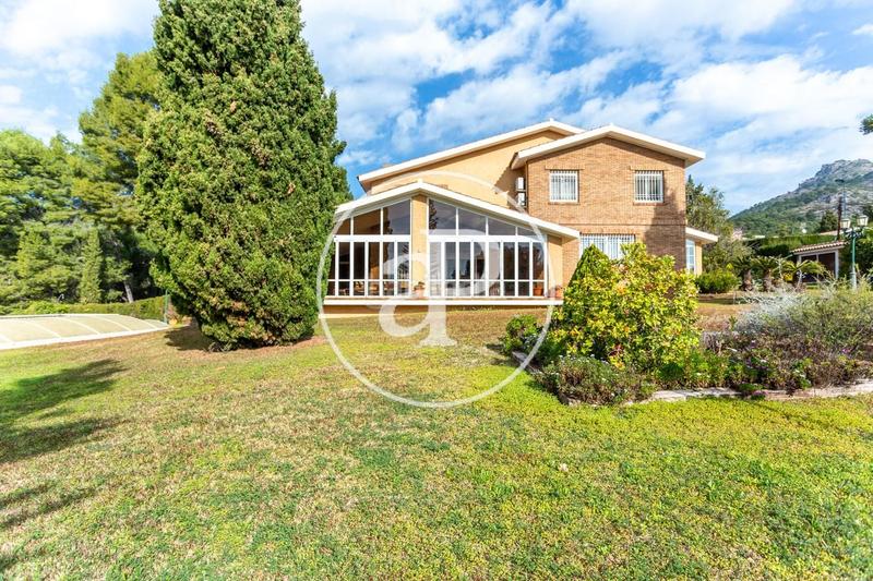 Foto a38a165b-c312-4523-9a7a-4325796029dd. Casa amb calefacció aparcament piscina a Montornés-Las Palmas-El Refugio Benicasim / Benicàssim