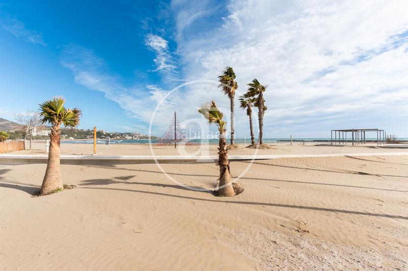 Foto a57dda59-400d-4cb1-b54e-87d49d0251c5. Casa amb calefacció aparcament piscina a Montornés-Las Palmas-El Refugio Benicasim / Benicàssim