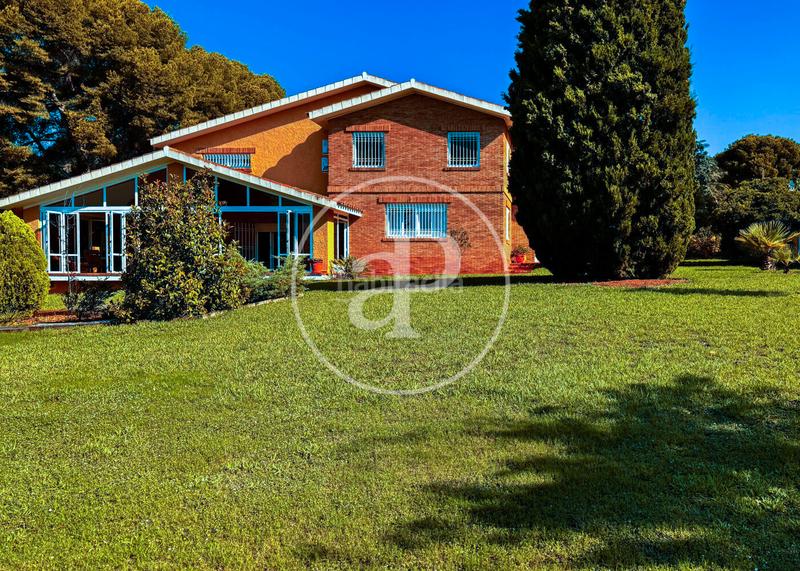 Foto ad465ca8-5970-4fab-ab0b-033cc0a25d09. Casa amb calefacció aparcament piscina a Montornés-Las Palmas-El Refugio Benicasim / Benicàssim