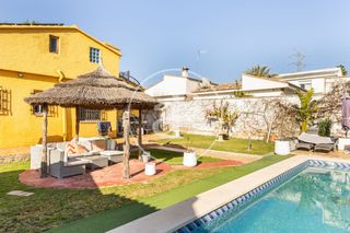 Location Maison  Calle albuñuelas. Casa en alquiler en leliana