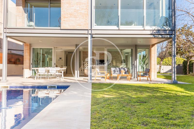 Foto f192bc53-37b5-41f6-b5e1-88abc2f4d55c. Haus mit heizung parking pool in Arxiu Sant Cugat del Vallès