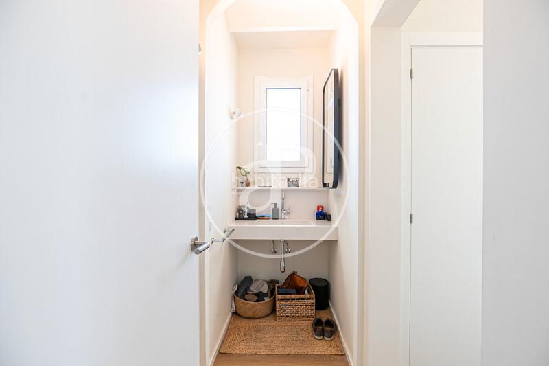Foto 262b67ff-0e85-4232-ba13-ec2833a1654b. Location appartement avec chauffage dans Dreta de l´Eixample Barcelona