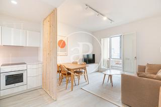 Location Appartement  Ronda de la univ.. Piso en alquiler junto a plaça catalunya