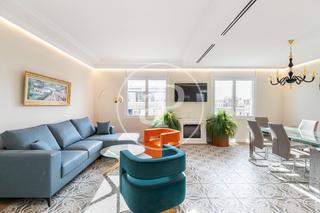 Piso  Carrer del consell de cent. Piso en venta en consell de cent