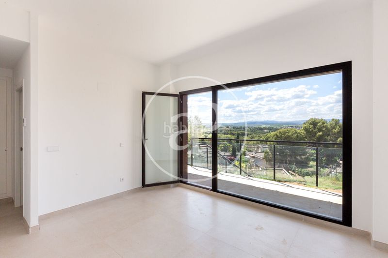 Foto b0935d6f-0a7e-4154-b675-d6201ca7e381. Casa aparellada amb calefacció aparcament a El Bosque Chiva