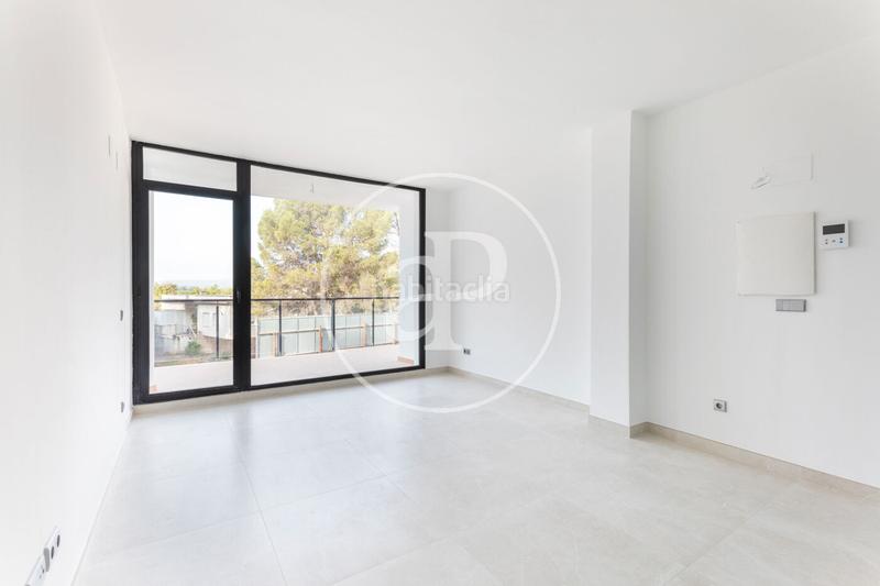 Foto e26b870a-17d6-4a62-80ca-c8cab1fd36b1. Casa aparellada amb calefacció aparcament a El Bosque Chiva