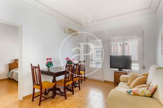 Location Appartement  Carrer de calixt iii. Piso en alquiler en la petxina