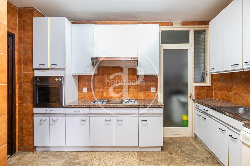 Foto b1f55888-c588-4231-8e32-5d3456d78f90. Piso  en venta en plaza tetuán en Dreta de l´Eixample Barcelona