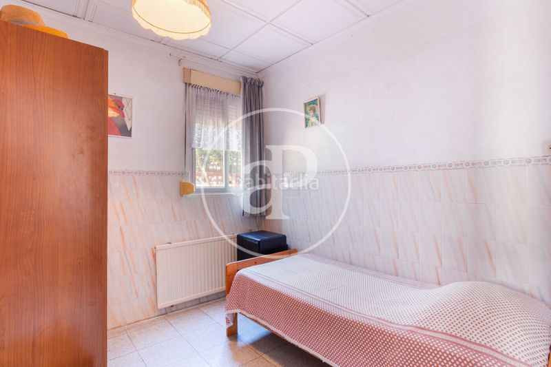 Foto 4c59d001-e316-4cb5-bc53-f9cb029cf3b8. Casa amb calefacció aparcament a Corinto-Almardà Sagunt