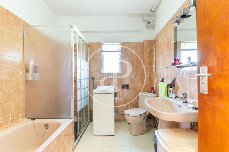 Foto b40b7be9-758d-40ed-b585-707e2bd53ff5. Casa amb calefacció aparcament a Corinto-Almardà Sagunt