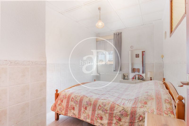 Foto ec6c05c2-cc3d-4027-ac3b-2d091e4c3c9e. Casa amb calefacció aparcament a Corinto-Almardà Sagunt