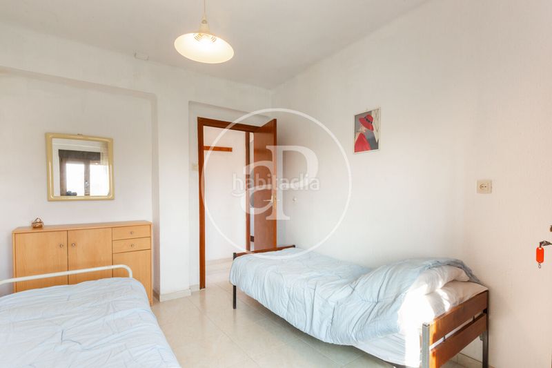Foto fbe7fa53-a561-4559-a97f-d8bad6ab83f2. Casa amb calefacció aparcament a Corinto-Almardà Sagunt