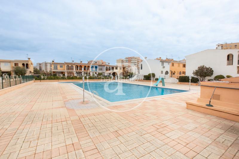 Foto 0a1188d1-3bb5-46a5-b724-8dc0f0b9d35c. Maison jumelée avec chauffage piscine dans Benicàssim Golf Benicasim / Benicàssim