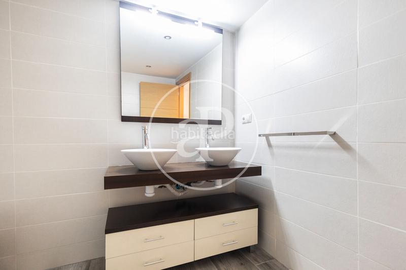 Foto 3a105159-aa1c-4ea4-a9b9-77710e9db1e8. Alquiler loft piso en alquiler en av. de giorgeta en Valencia