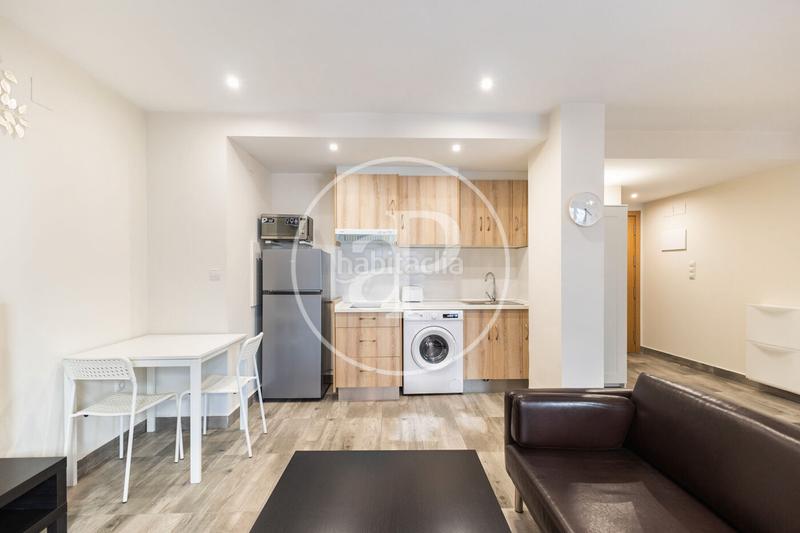 Foto 9249b4d5-623b-4a05-af8b-71c21b262c92. Alquiler loft piso en alquiler en av. de giorgeta en Valencia