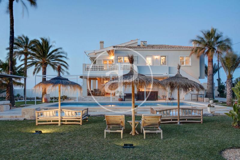 Foto 4fbcec00-c6a6-4dfe-a06f-3eaf030d6510. Lloguer casa amb calefacció aparcament piscina a Dénia