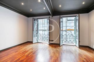 Pis  Carrer de casanova. Piso en venta en la calle casanova