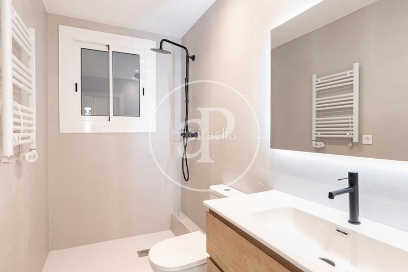 Foto 25bd4d9c-f0f9-4ff2-8c4c-00a837142650. Appartamento con riscaldamento in Putget - Farró Barcelona