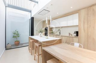 Maison jumelée  Carrer del sol. Casa en venta en el centro de sabadell