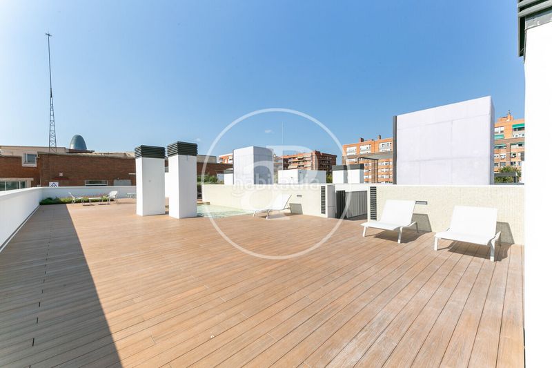 Foto 54568f70-7769-479f-9078-f2f52bd3a0d4. Alquiler piso  en alquiler en 22 en Provençals del Poblenou Barcelona