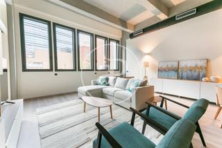 Location Appartement  Carrer del perú. Piso en alquiler en 22