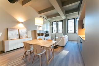 Miete Etagenwohnung  Carrer del perú. Piso en alquiler en 22