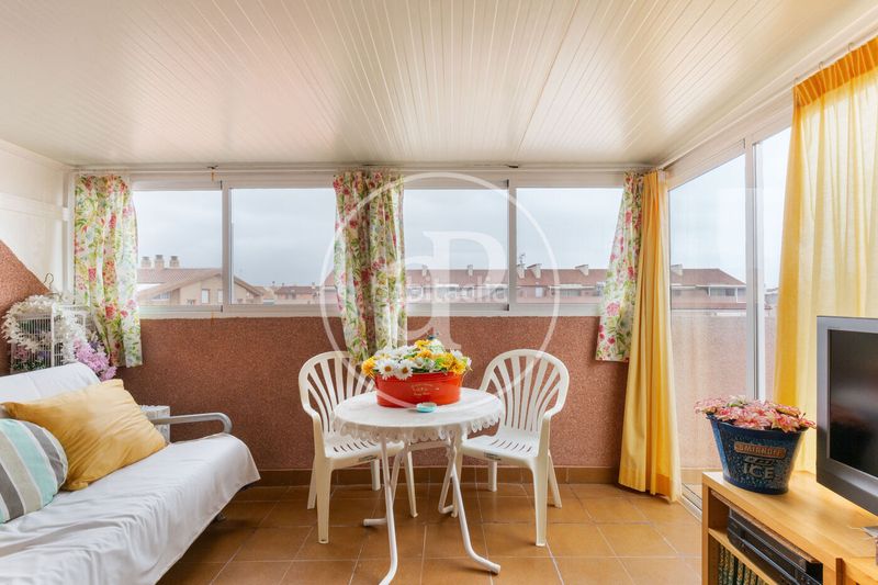 Foto 35c16401-328e-4da8-8d23-4a58e2addf8b. Alquiler piso áticodúplex con vistas al mar en canet de berenguer en Canet d´en Berenguer