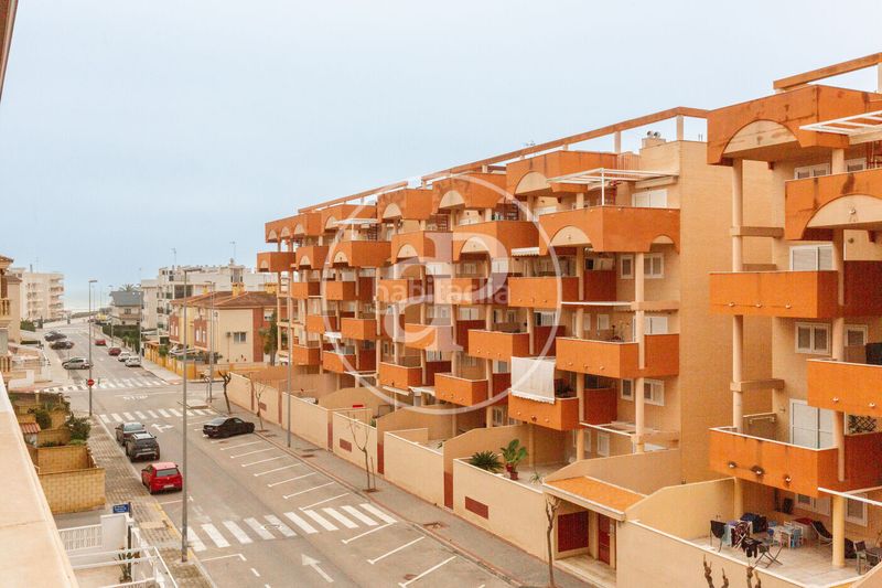 Foto 37536c83-204b-4443-864d-f0864276fe35. Alquiler piso áticodúplex con vistas al mar en canet de berenguer en Canet d´en Berenguer