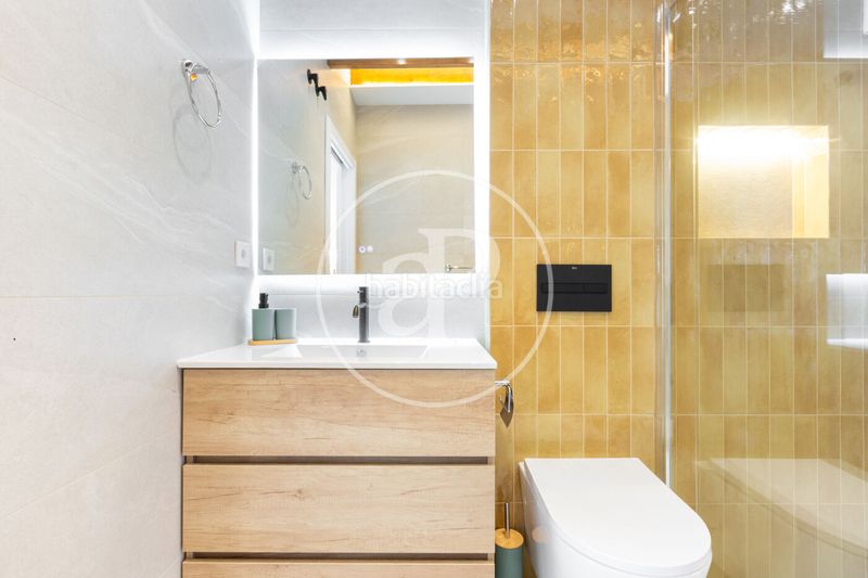 Foto 3a225fc7-6ddc-4c3a-b3d3-02fb786c732c. Dúplex amb calefacció piscina a El Botànic Valencia