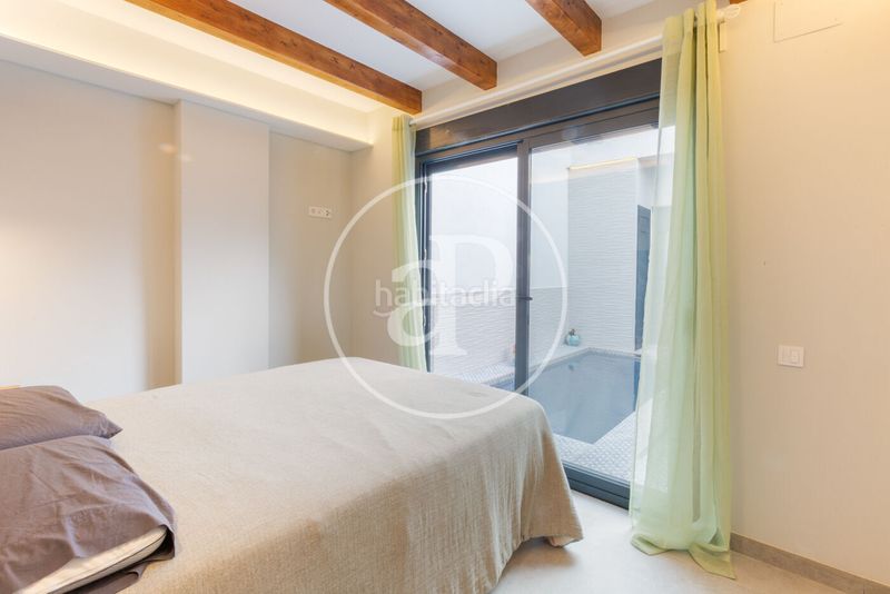 Foto 3b45d6ec-3fd2-4eaa-9bf0-06adc126d1ec. Dúplex amb calefacció piscina a El Botànic Valencia