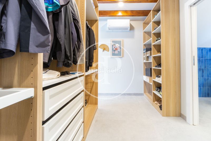 Foto 7ba2768f-24a4-42b7-8fa4-d616270ea98e. Dúplex amb calefacció piscina a El Botànic Valencia