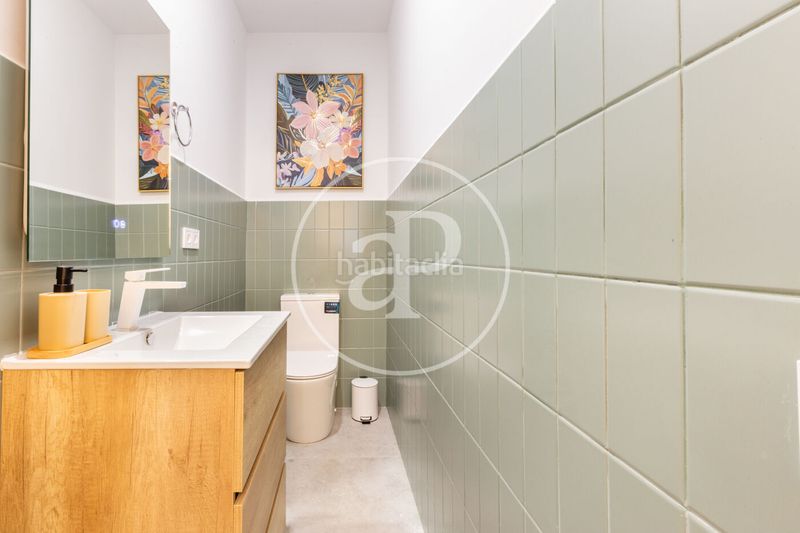 Foto 7ff84b3d-25fa-4000-8250-af6bba19232f. Dúplex amb calefacció piscina a El Botànic Valencia