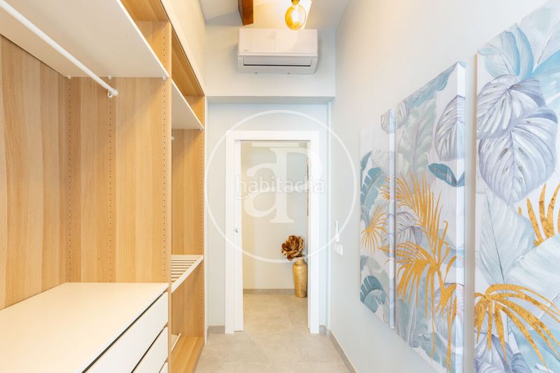 Foto f7319a04-95ba-47a8-a54d-cf1d0f133320. Dúplex amb calefacció piscina a El Botànic Valencia