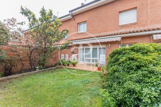 Casa aparellada a Mas Duran. Casa en venta en mas duran