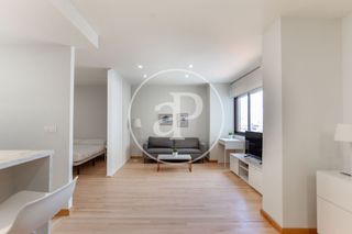 Rent Flat  Carrer de colón. Piso en alquiler en el centro de valencia