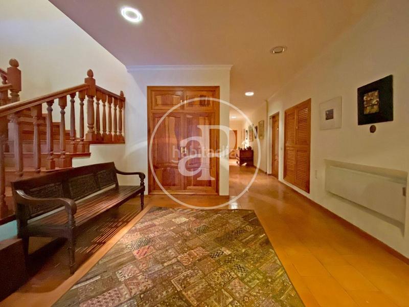 Foto b5ab0e3b-6d37-48b0-928d-148542efb2dd. Casa chalet exclusivo en venta en gandía en Urbanizaciones Gandia