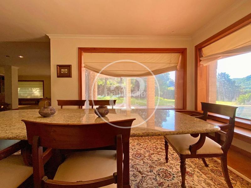 Foto f859e71f-a4d4-4b2f-a696-e2e78ae1b91b. Casa chalet exclusivo en venta en gandía en Urbanizaciones Gandia