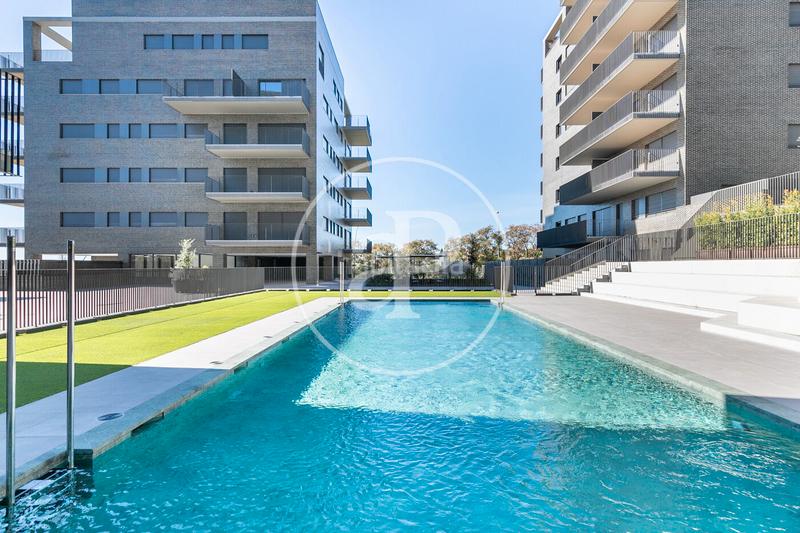 Foto 0cefb464-3d06-4d71-bc28-82977bc2ce04. Miete etagenwohnung mit heizung parking pool in Finestrelles Esplugues de Llobregat